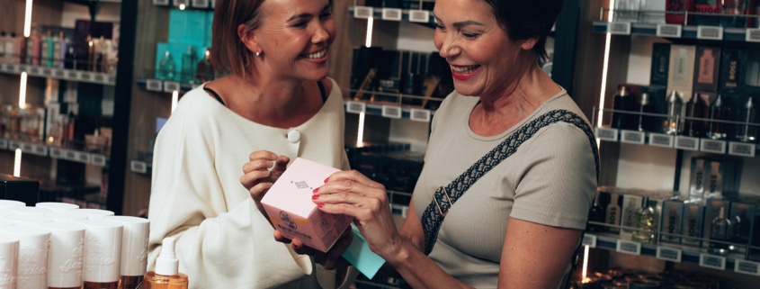 Shopping aboard Aurora Botnia