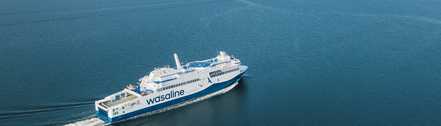 Aurora Botnia at sea