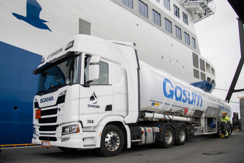 Bunkering of Aurora Botnia