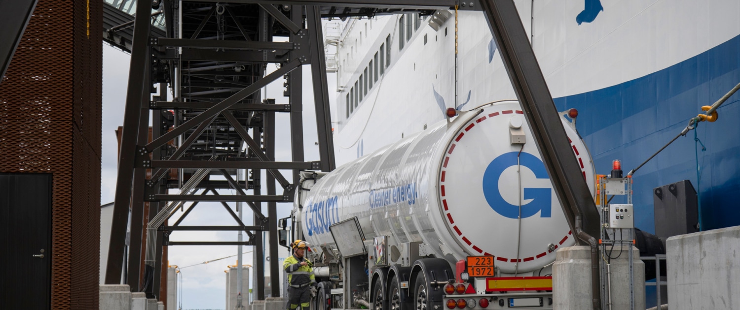 Bunkering of Aurora Botnia