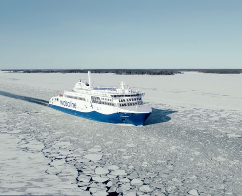 Aurora Botnia in icy conditions