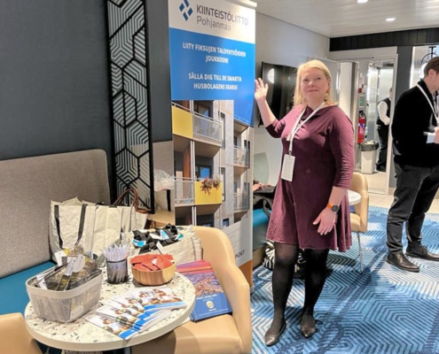 Real estate seminar cruise aboard Aurora Botnia