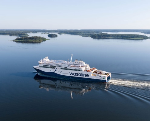 Aurora Botnia in the Kvarken archipelago