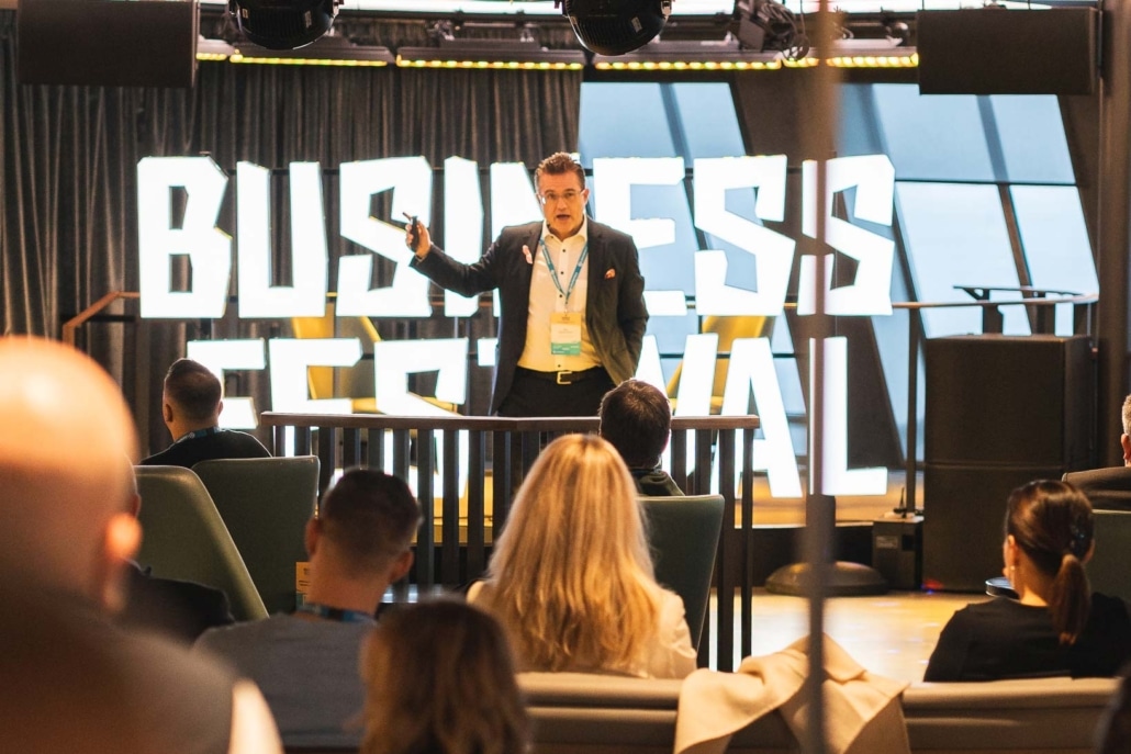 Mika D. Rubanovitsch keynote aboard Aurora Botnia