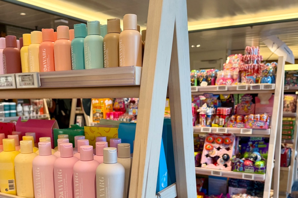 The onboard shop of Aurora Botnia